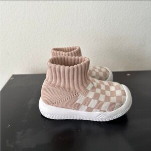 Eashi Baby Non-Skid Infant Pull-On Shoes